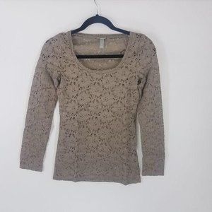 Vanity scoop neck lace top women’s size Small